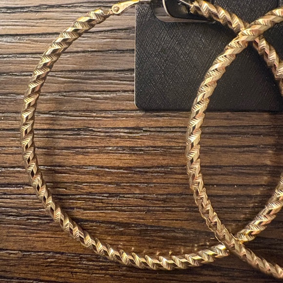 NEW House of Harlow 1960 Gold Hoop Earrings - Picture 3 of 3